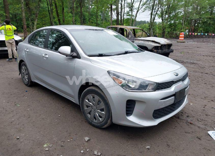 2019 Kia Rio S (VIN 3KPA24AB9KE201430) main photo