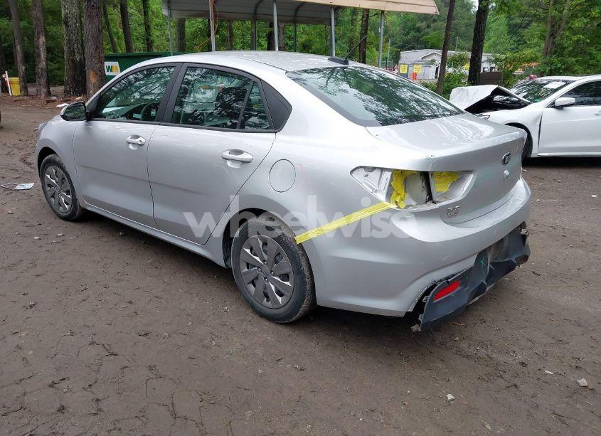 Photo 3 of 2019 Kia Rio S (VIN 3KPA24AB9KE201430)