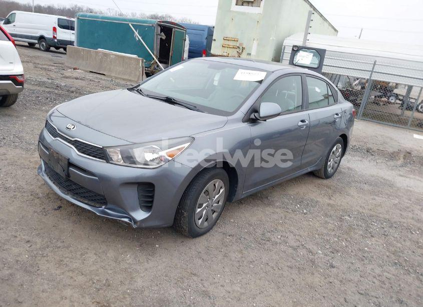Photo 2 of 2019 Kia Rio S (VIN 3KPA24AB9KE203887)