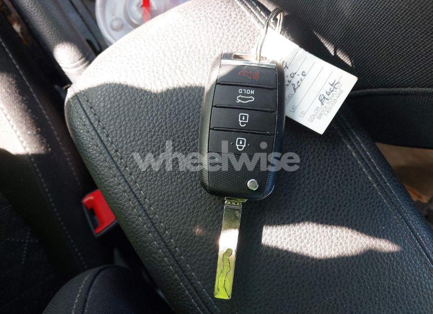Photo 11 of 2019 Kia Rio S (VIN 3KPA24AB9KE209432)