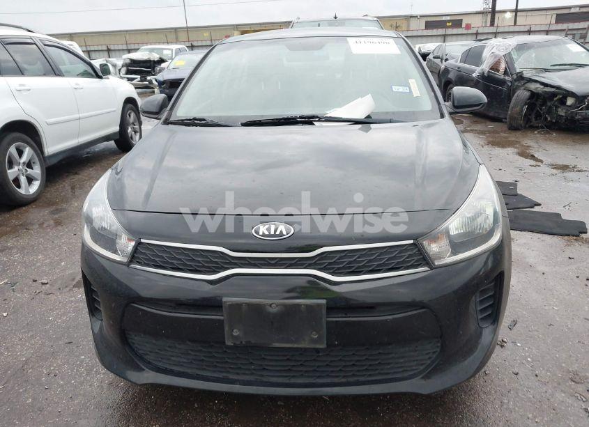 Photo 4 of 2019 Kia Rio LX (VIN 3KPA24AB9KE223136)