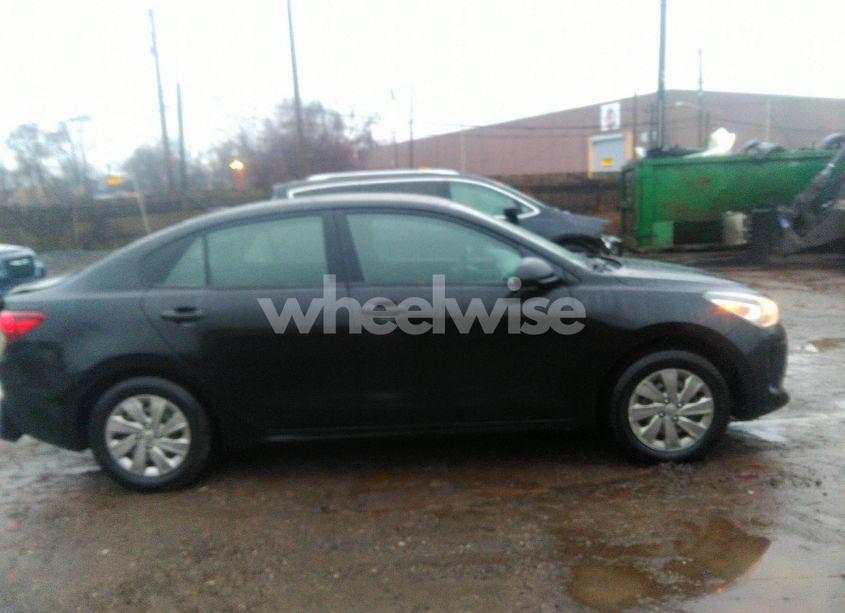 Photo 13 of 2019 Kia Rio S (VIN 3KPA24AB9KE232807)