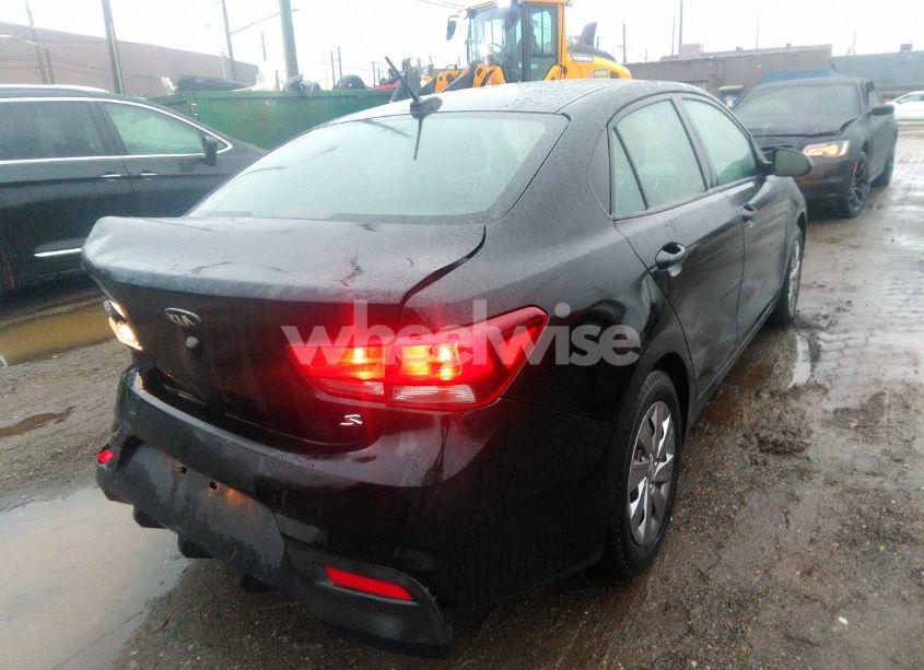 Photo 4 of 2019 Kia Rio S (VIN 3KPA24AB9KE232807)