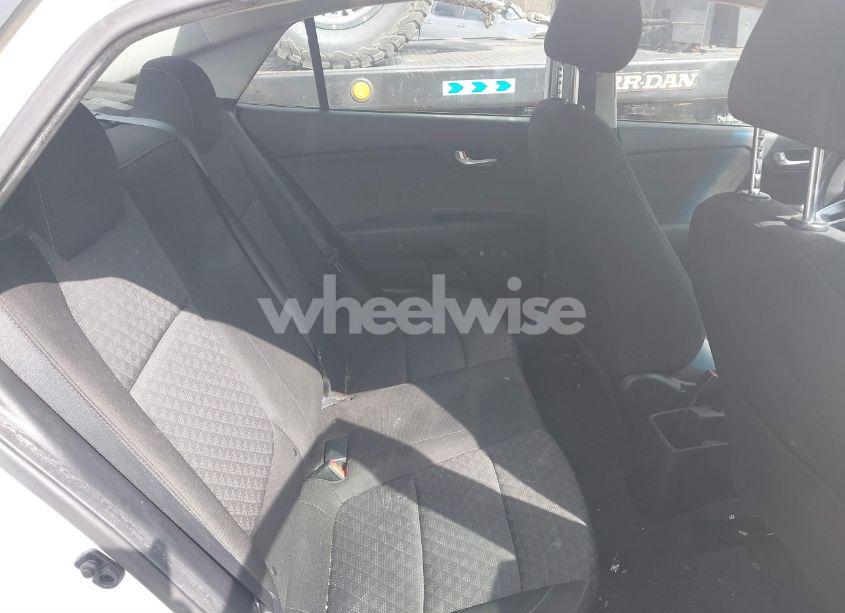 Photo 8 of 2019 Kia Rio LX (VIN 3KPA24AB9KE242768)