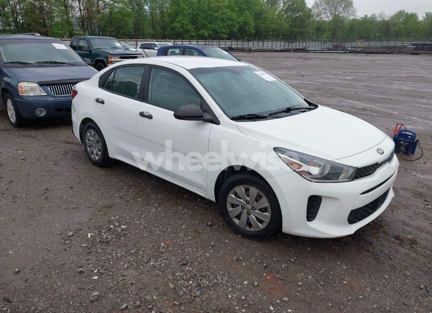 2018 Kia Rio LX (VIN 3KPA24ABXJE071866) main photo