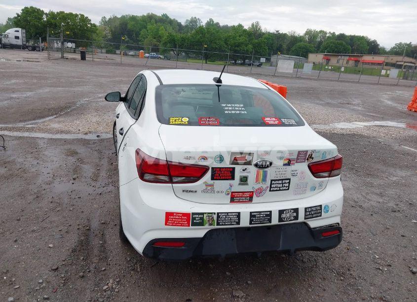 Photo 16 of 2018 Kia Rio LX (VIN 3KPA24ABXJE071866)