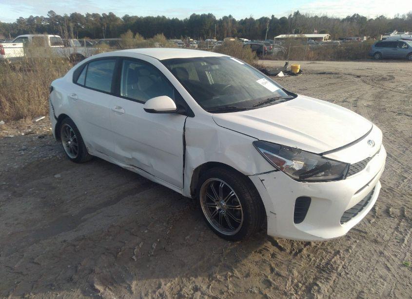 2019 Kia Rio S (VIN 3KPA24ABXKE181026) main photo