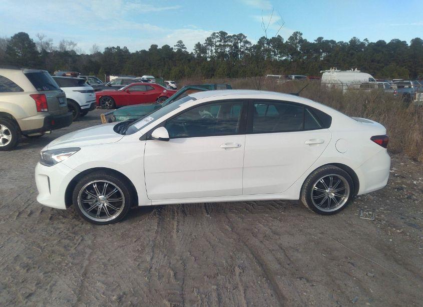 Photo 14 of 2019 Kia Rio S (VIN 3KPA24ABXKE181026)