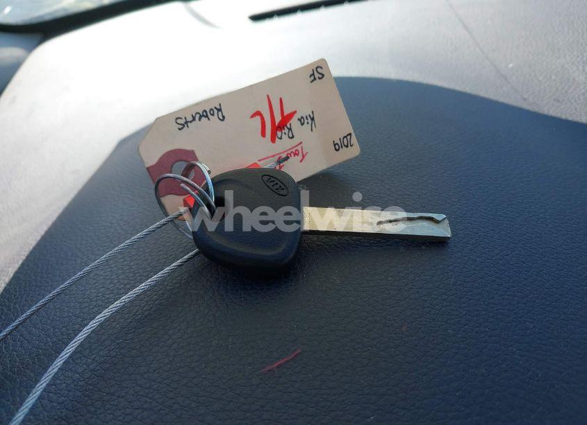 Photo 11 of 2019 Kia Rio LX (VIN 3KPA24ABXKE184881)