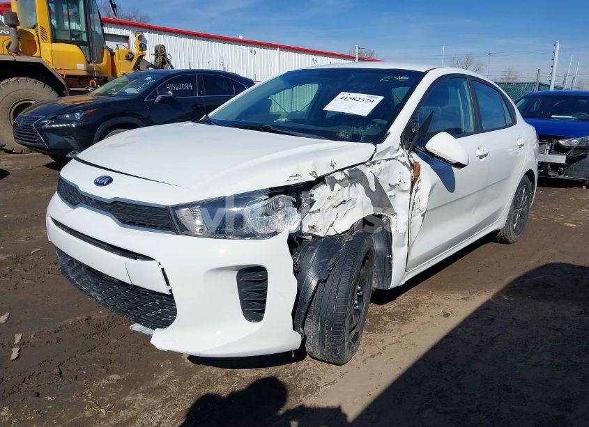 Photo 2 of 2019 Kia Rio LX (VIN 3KPA24ABXKE184881)