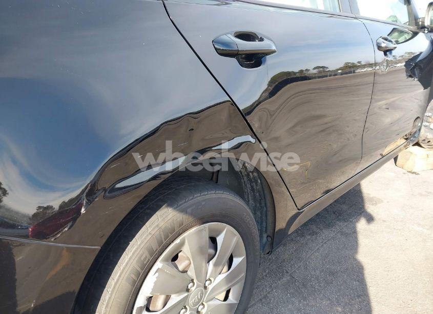 Photo 17 of 2019 Kia Rio LX (VIN 3KPA24ABXKE210556)