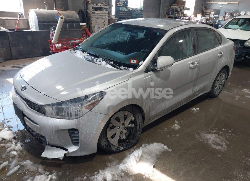 Photo 2 of 2019 Kia Rio LX (VIN 3KPA24ABXKE210704)