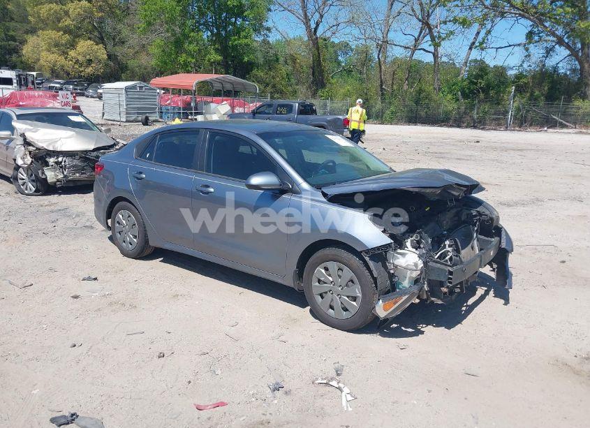 2020 Kia Rio S (VIN 3KPA24AD0LE332068) main photo