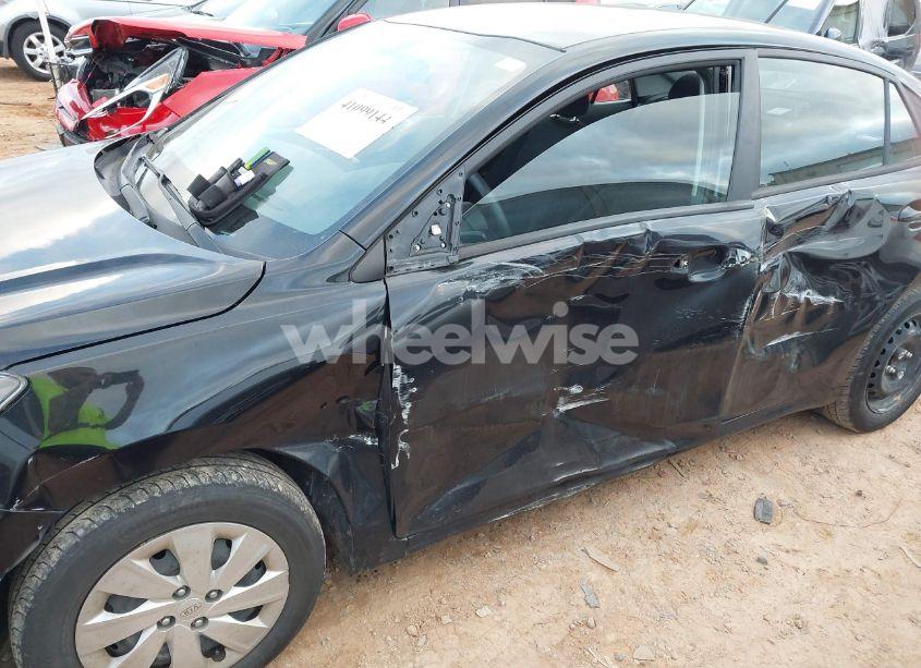 Photo 6 of 2021 Kia Rio S (VIN 3KPA24AD1ME366120)