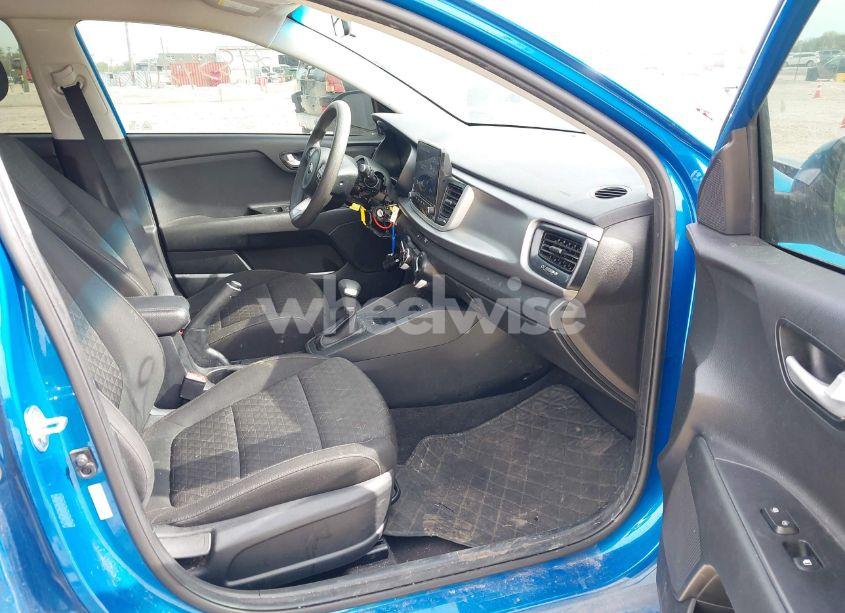 Photo 5 of 2021 Kia Rio S (VIN 3KPA24AD1ME418619)
