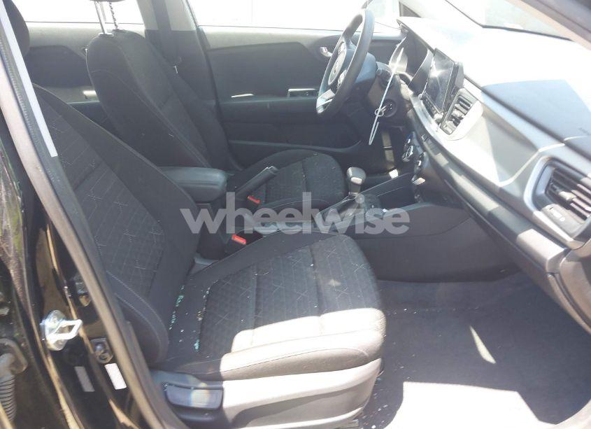 Photo 5 of 2021 Kia Rio S (VIN 3KPA24AD1ME428132)