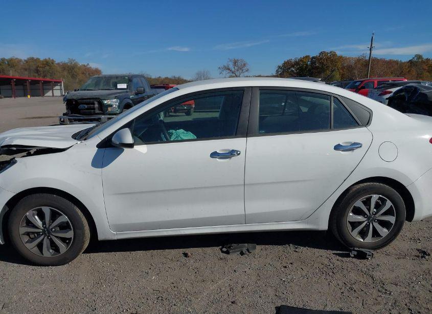Photo 13 of 2023 Kia Rio S (VIN 3KPA24AD1PE528882)