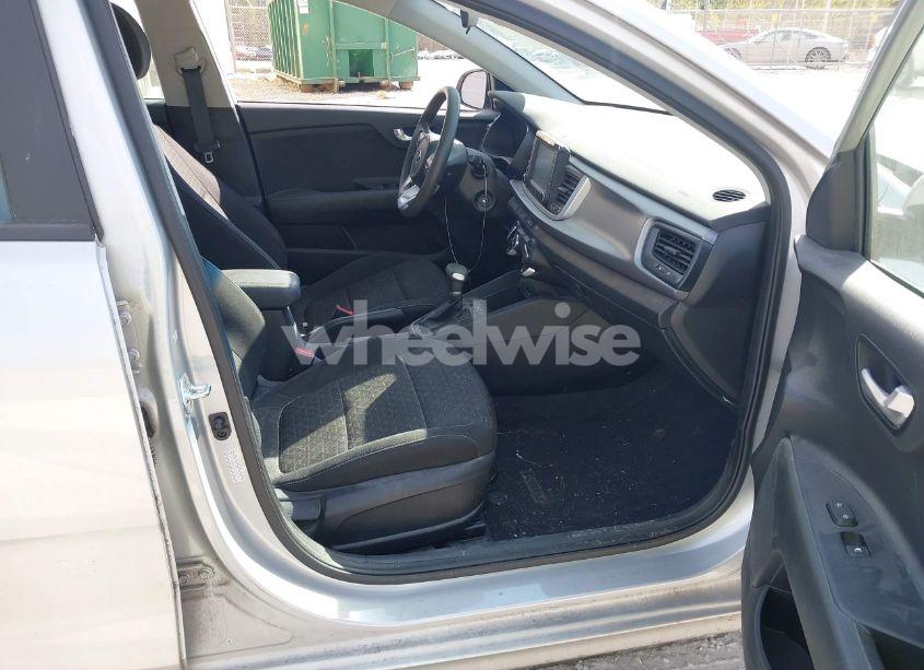Photo 5 of 2020 Kia Rio S (VIN 3KPA24AD2LE332220)