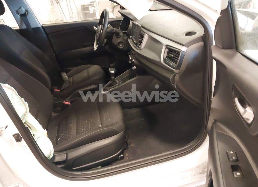 Photo 5 of 2020 Kia Rio LX (VIN 3KPA24AD2LE357540)