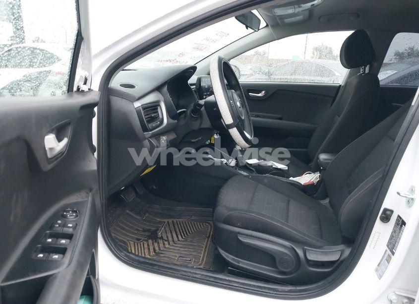 Photo 5 of 2021 Kia Rio S (VIN 3KPA24AD2ME375733)