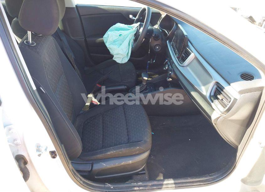 Photo 5 of 2021 Kia Rio LX (VIN 3KPA24AD2ME392144)