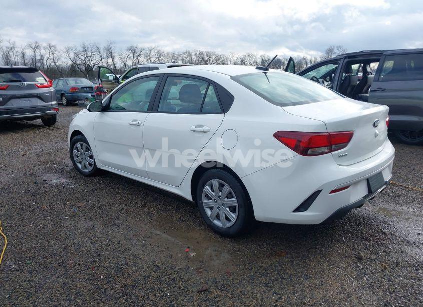 Photo 3 of 2021 Kia Rio LX (VIN 3KPA24AD2ME406916)