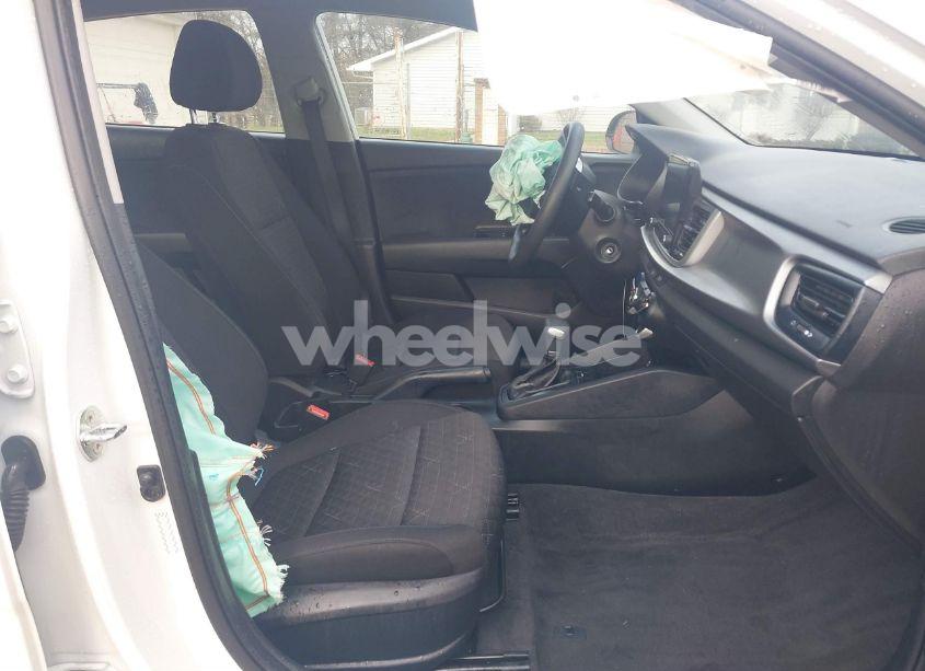 Photo 5 of 2021 Kia Rio LX (VIN 3KPA24AD2ME406916)