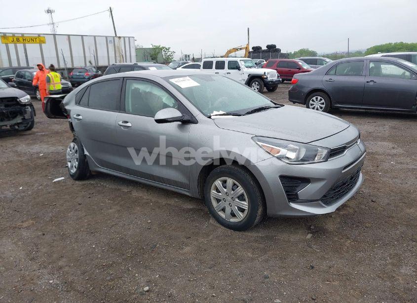 2022 Kia Rio S (VIN 3KPA24AD2NE431395) main photo