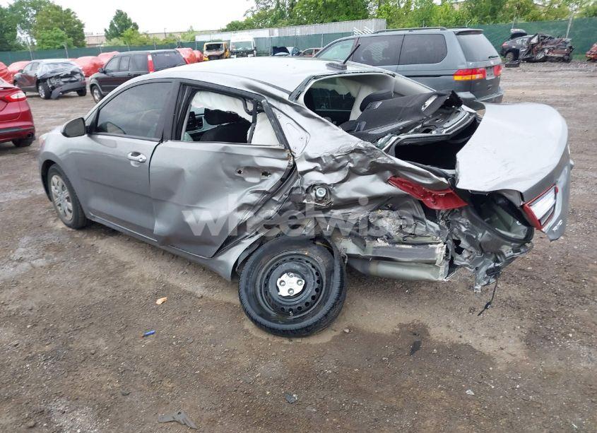 Photo 3 of 2022 Kia Rio S (VIN 3KPA24AD2NE431395)