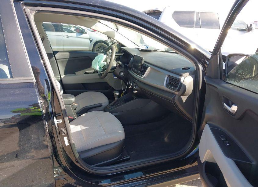 Photo 5 of 2023 Kia Rio S (VIN 3KPA24AD2PE575953)