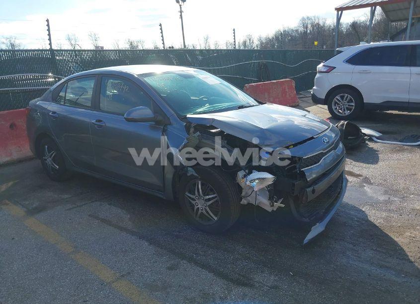 2020 Kia Rio S (VIN 3KPA24AD3LE284842) main photo