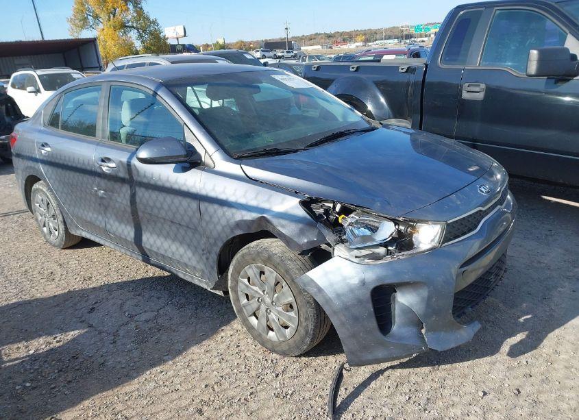 2020 Kia Rio S (VIN 3KPA24AD3LE334025) main photo