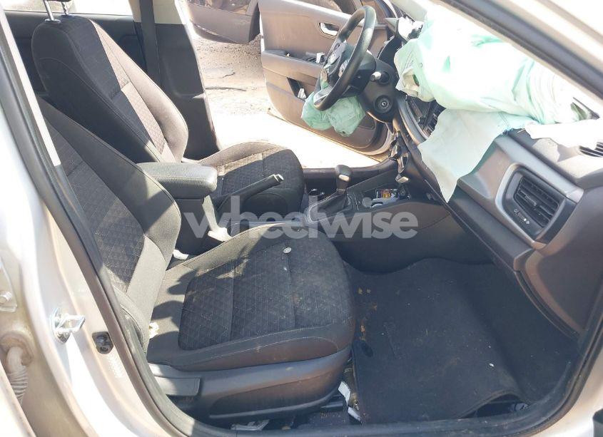 Photo 5 of 2021 Kia Rio S (VIN 3KPA24AD3ME381735)