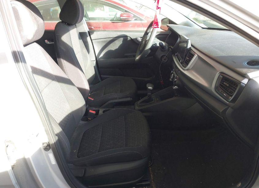 Photo 5 of 2021 Kia Rio LX (VIN 3KPA24AD3ME414166)