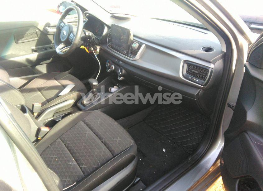 Photo 5 of 2021 Kia Rio S (VIN 3KPA24AD3ME417861)