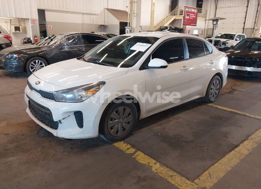 Photo 2 of 2020 Kia Rio S (VIN 3KPA24AD4LE279584)