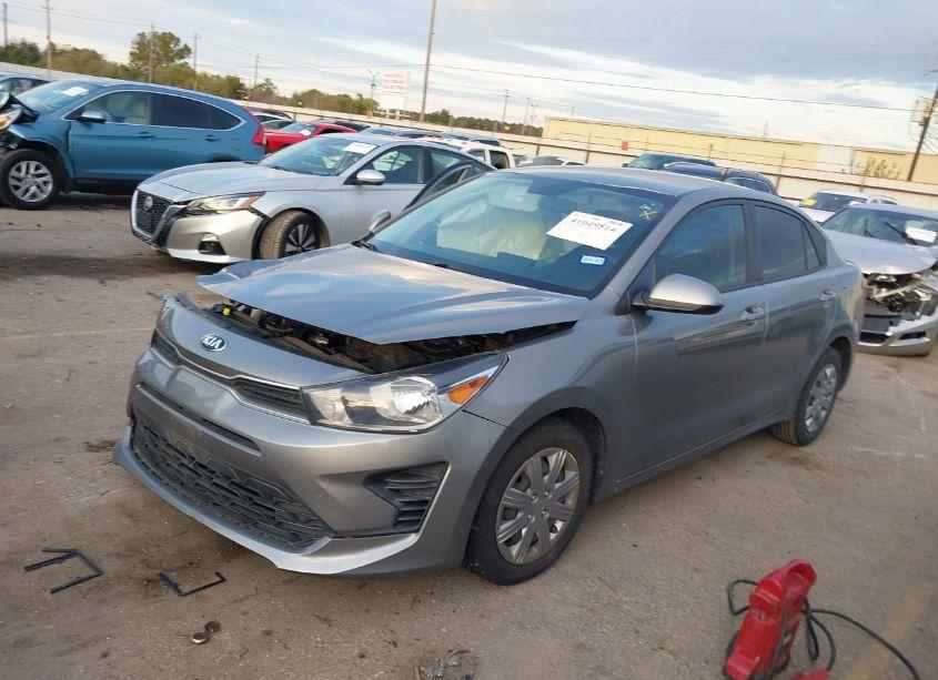 Photo 2 of 2021 Kia Rio S (VIN 3KPA24AD4ME370775)
