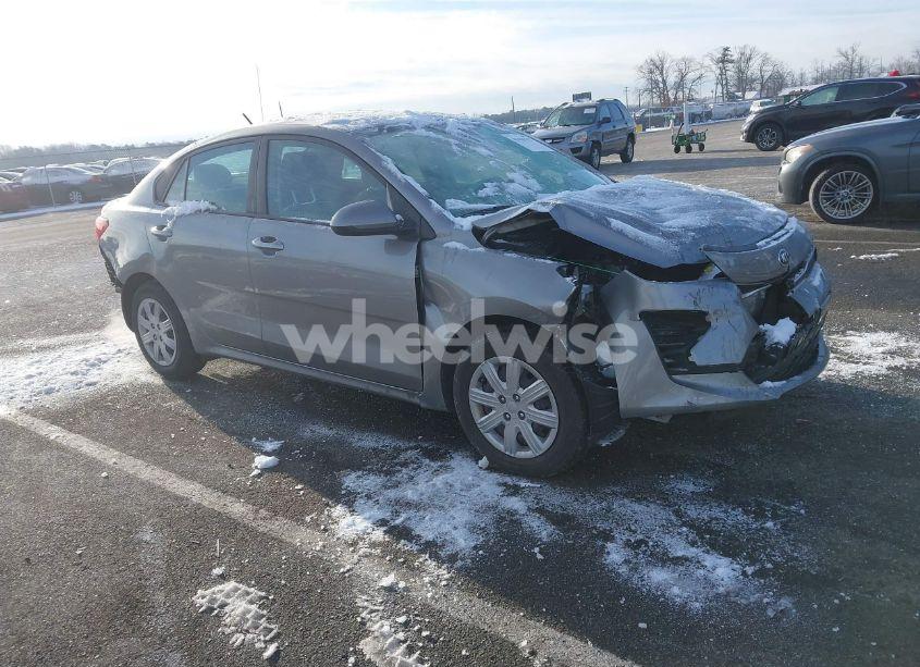 2021 Kia Rio S (VIN 3KPA24AD4ME384675) main photo