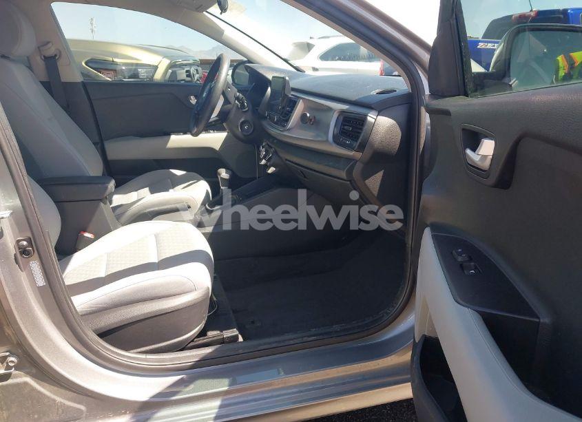 Photo 5 of 2021 Kia Rio S (VIN 3KPA24AD4ME391173)