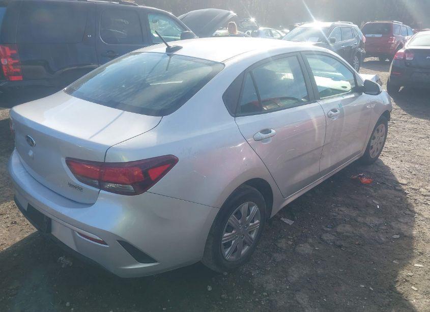 Photo 4 of 2021 Kia Rio LX (VIN 3KPA24AD4ME403628)