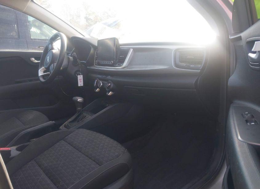 Photo 5 of 2021 Kia Rio LX (VIN 3KPA24AD4ME403628)