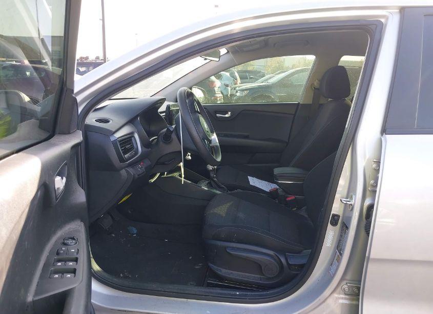 Photo 5 of 2021 Kia Rio LX (VIN 3KPA24AD4ME414063)