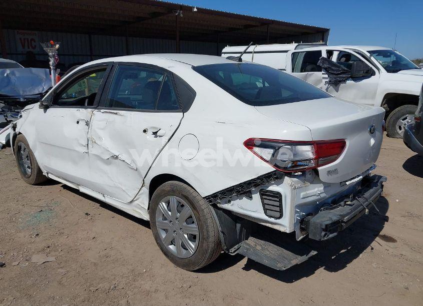 Photo 3 of 2021 Kia Rio LX (VIN 3KPA24AD4ME430442)