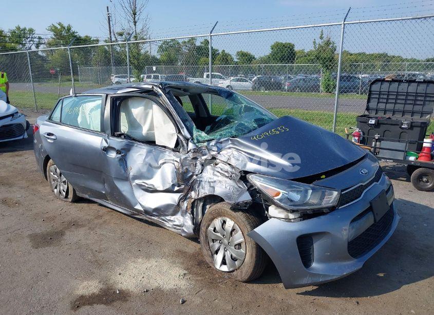 2020 Kia Rio S (VIN 3KPA24AD5LE283806) main photo