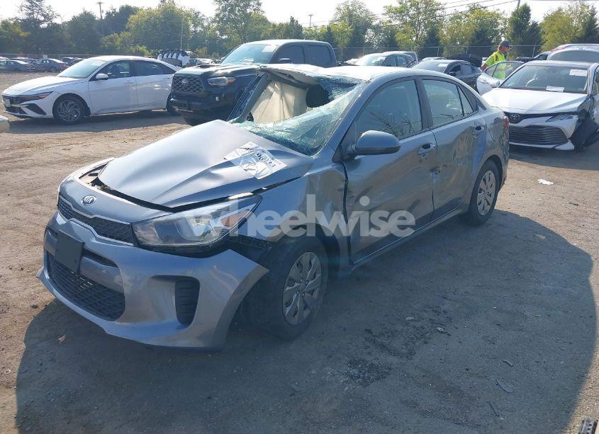 Photo 2 of 2020 Kia Rio S (VIN 3KPA24AD5LE283806)