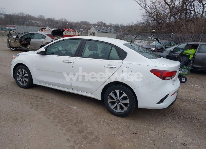 Photo 3 of 2021 Kia Rio S (VIN 3KPA24AD5ME375998)