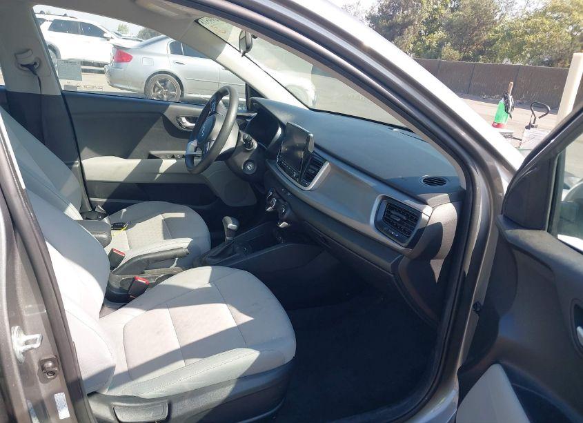 Photo 5 of 2022 Kia Rio S (VIN 3KPA24AD5NE431097)