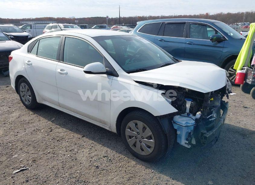 2020 Kia Rio S (VIN 3KPA24AD6LE330910) main photo