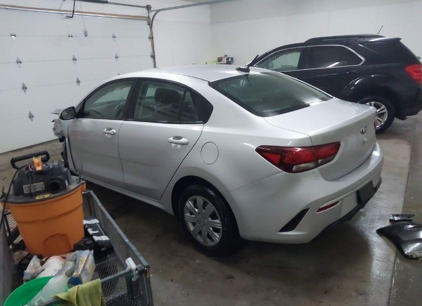 Photo 3 of 2021 Kia Rio LX (VIN 3KPA24AD6ME429731)