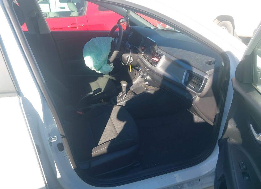 Photo 5 of 2022 Kia Rio LX (VIN 3KPA24AD6NE434171)